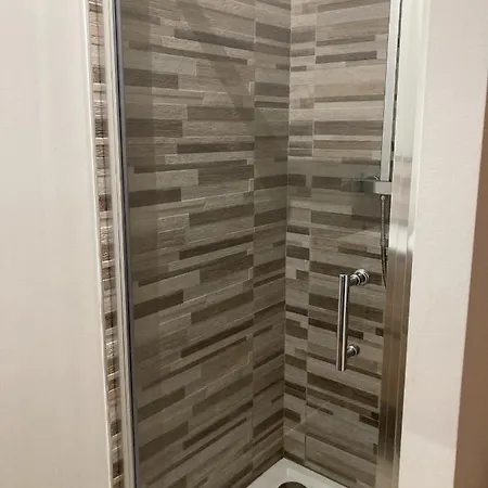 Clara, 600m De La Mer, Piscine Ferienhaus