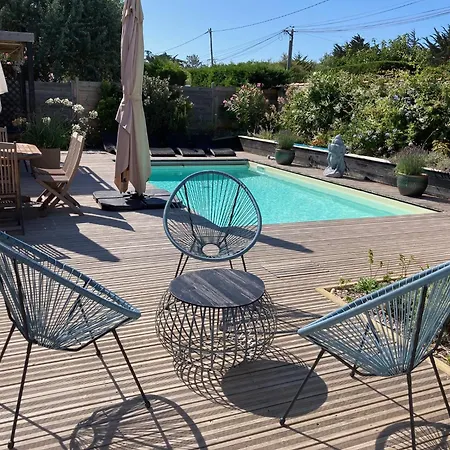 Clara, 600m De La Mer, Piscine *