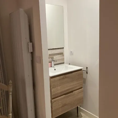 Clara, 600m De La Mer, Piscine *